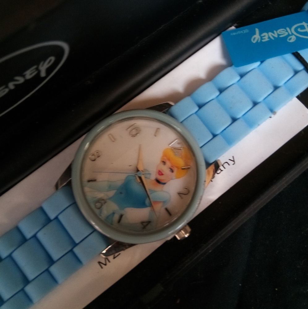 Cinderella disney blue silver watch new in box - Picture 1 of 12